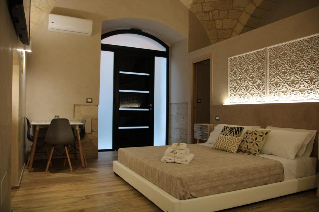 Bed and Breakfast La Dimora Del Principe-Piano Terra Трани Экстерьер фото