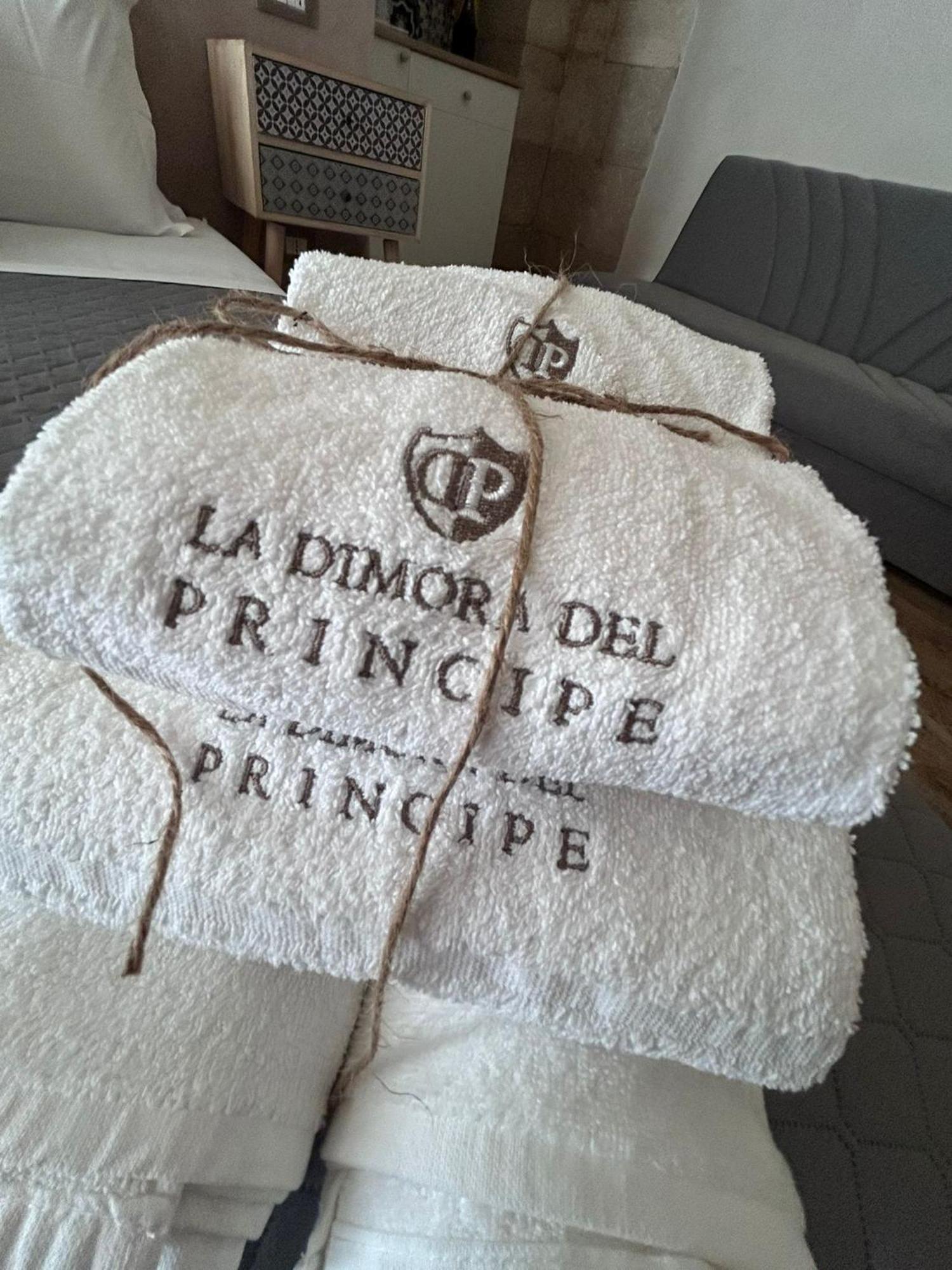 Bed and Breakfast La Dimora Del Principe-Piano Terra Трани Экстерьер фото